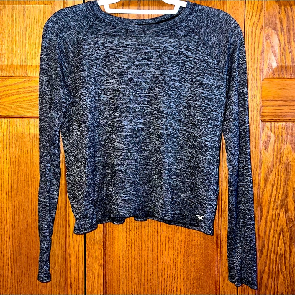 Long sleeve, heathered crop top